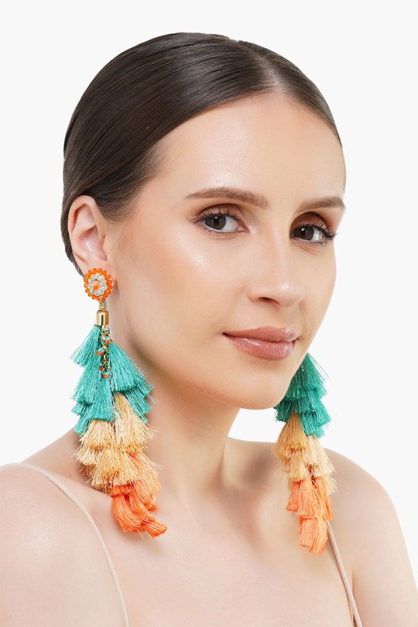 Charming Tassels Hanging Earrings - Image 4